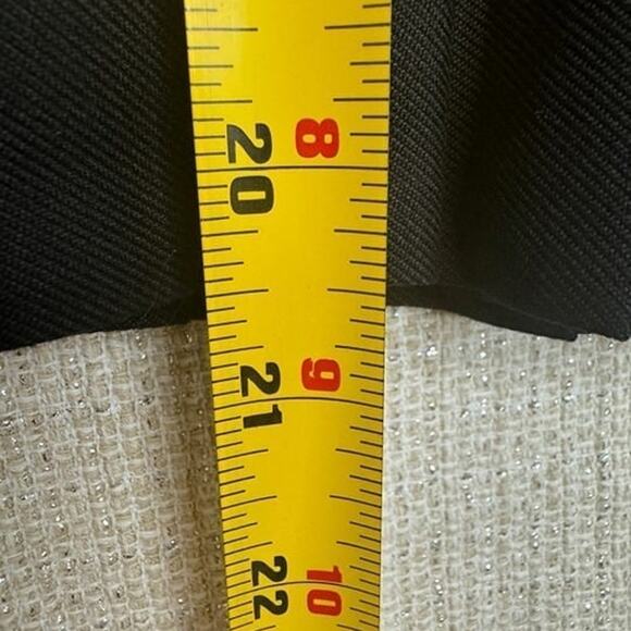 Lands' End NWOT girls black skirt size 14 - Picture 8 of 8